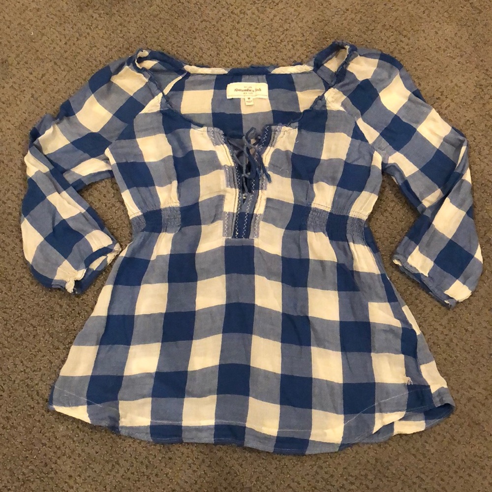 💙Cute Abercrombie & Fitch Blouse